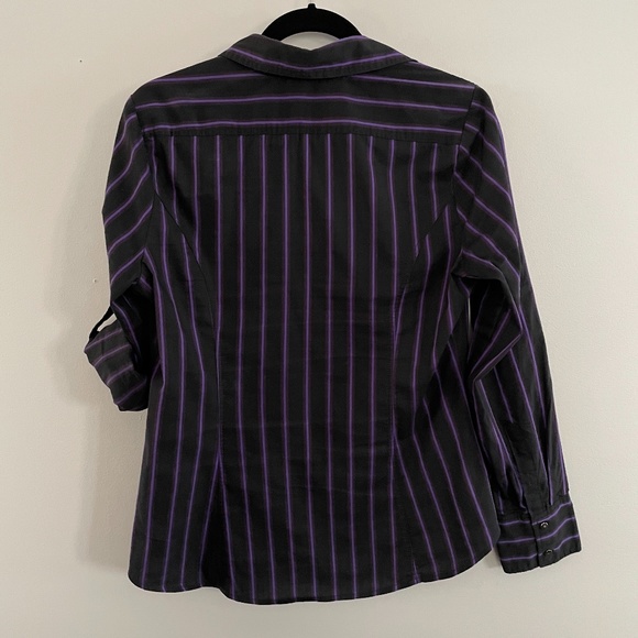 Pin stripe dress shirt - Picture 2 of 5